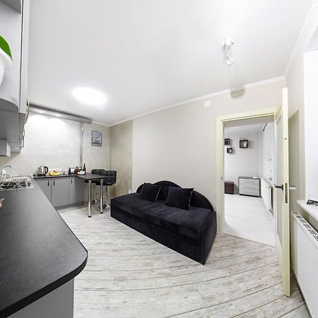 Joy Box Apartments Lviv Dış mekan fotoğraf